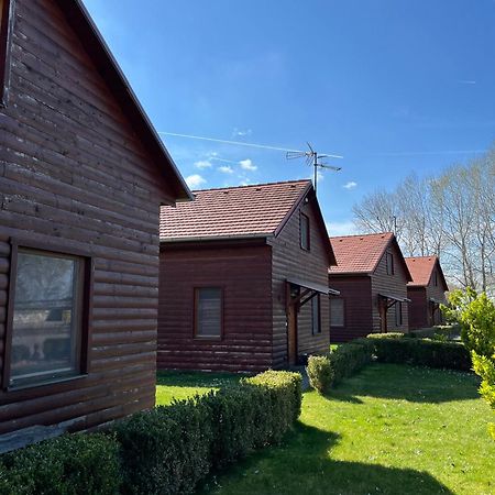 Nimrod Apartman Gabcikovo Exterior foto